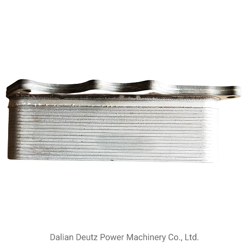 Colocaciones del motor de la asamblea de la vivienda del refrigerador de aceite de la fábrica 1013095-A002/a del motor diesel de M8 Dalian